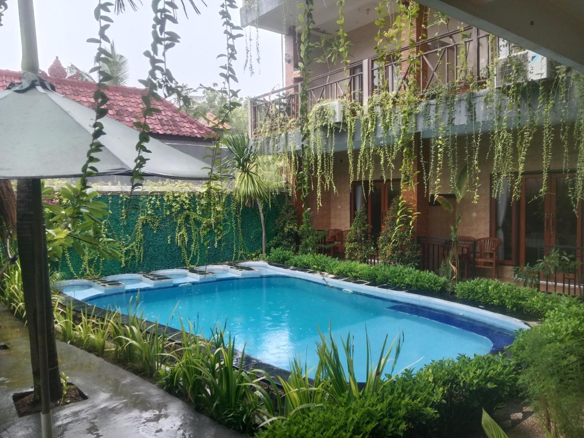 Grace Paradise Guest House Nusa Lembongan  Exterior photo